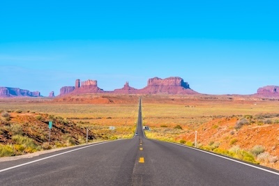 10만 명 시대의 외국인 집주인: 한국 부동산 시장의 새로운 패러다임